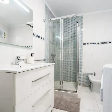En Primera Linea En Cristianos Apartamento